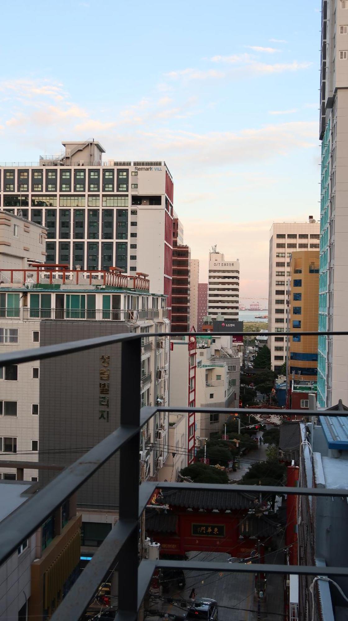 Catnap Guesthouse Pusan Zewnętrze zdjęcie
